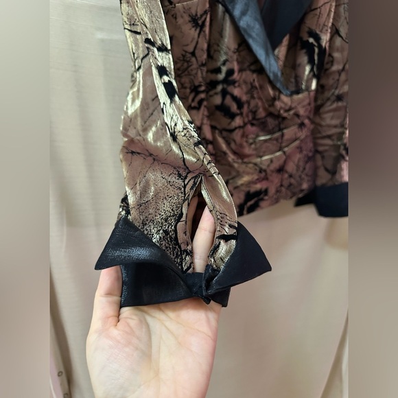 Vintage Nueva Abstract Metallic Blazer Top – Size 10 - Picture 3 of 6